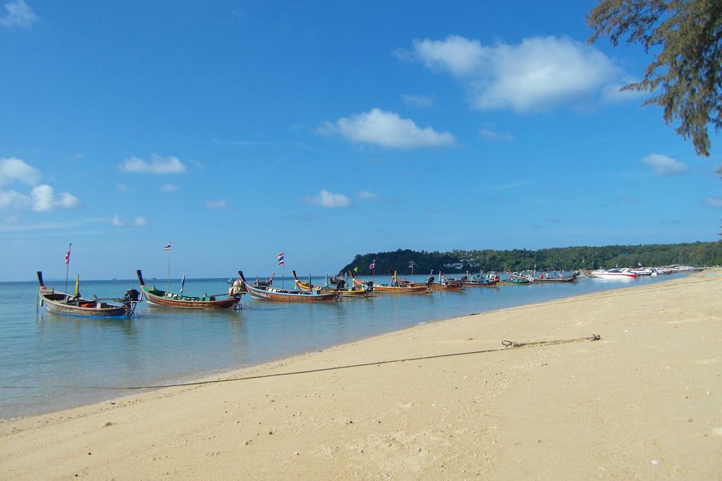 팜 빌리지 호텔 Rawai 외부 사진